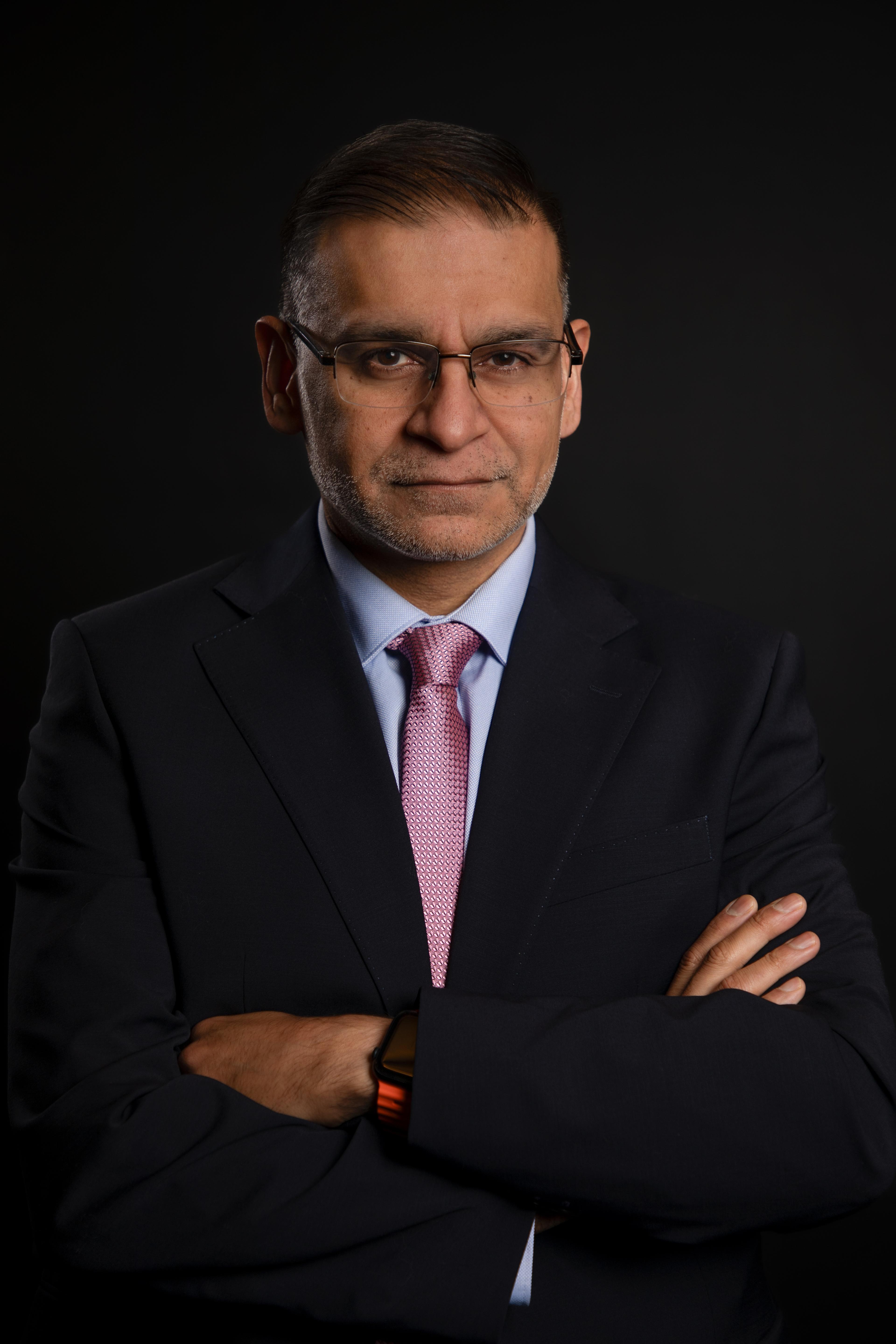 Dr Fuz Jamall, Pennington Dental